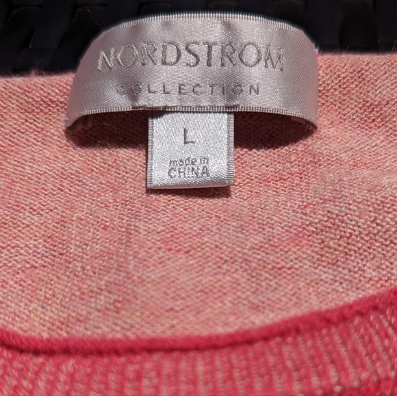 Large Cashmere Silk Nordstrom Pink Sweater with Side Zipper Embellishments - Picture 4 of 6